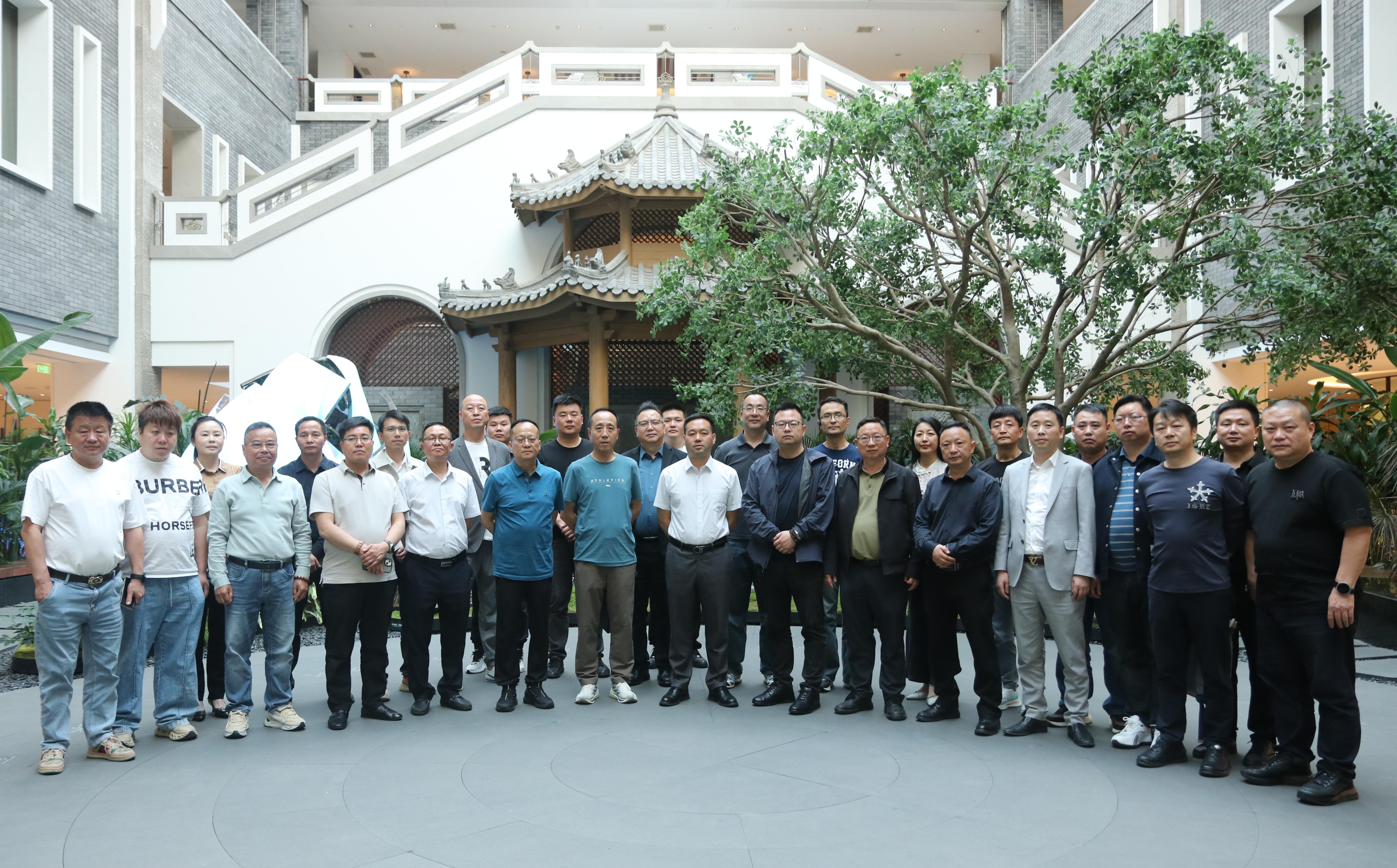 01e8a3b1-e655-4ae9-b68d-1d98ef33197f