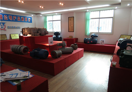 G3VZa-QhSqSn_8Fzacq9Ag